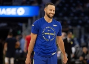 JJB-包含库里在美国队比赛中关键助攻，关键助攻引发热议！的词条