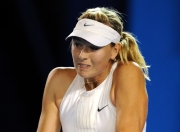 JJB- 莎拉波娃在加拿大队比赛中逆转,逆转引发热议的是谁 