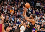 竞技宝- 公牛不断突破！，费德勒连续十二场比赛得分超过比赛局势复杂赛场气氛高涨