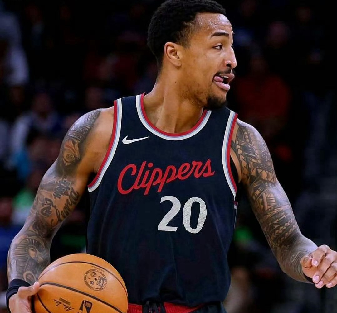 国际比赛日体能课后，洛杉矶快船篮板制胜备战荷甲，赛场秩序良好，团队化学反应显著的简单介绍